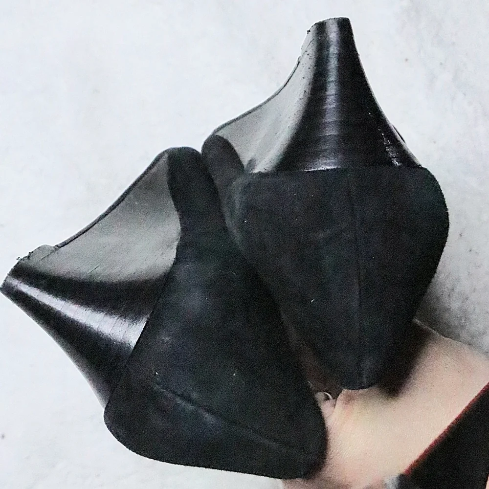 BLACK WEDGES 8.5 Calvin Klein Baylor Suede Classic Basic Office Dressy Work Shoe